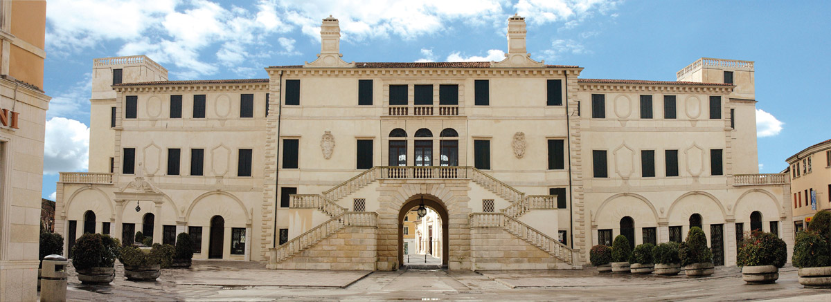 palazzo-pisani-low